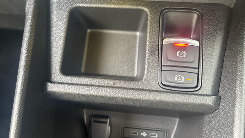 Renault 4 110kW Iconic+ 52kWh Comfort range 5dr Auto Electric Estate